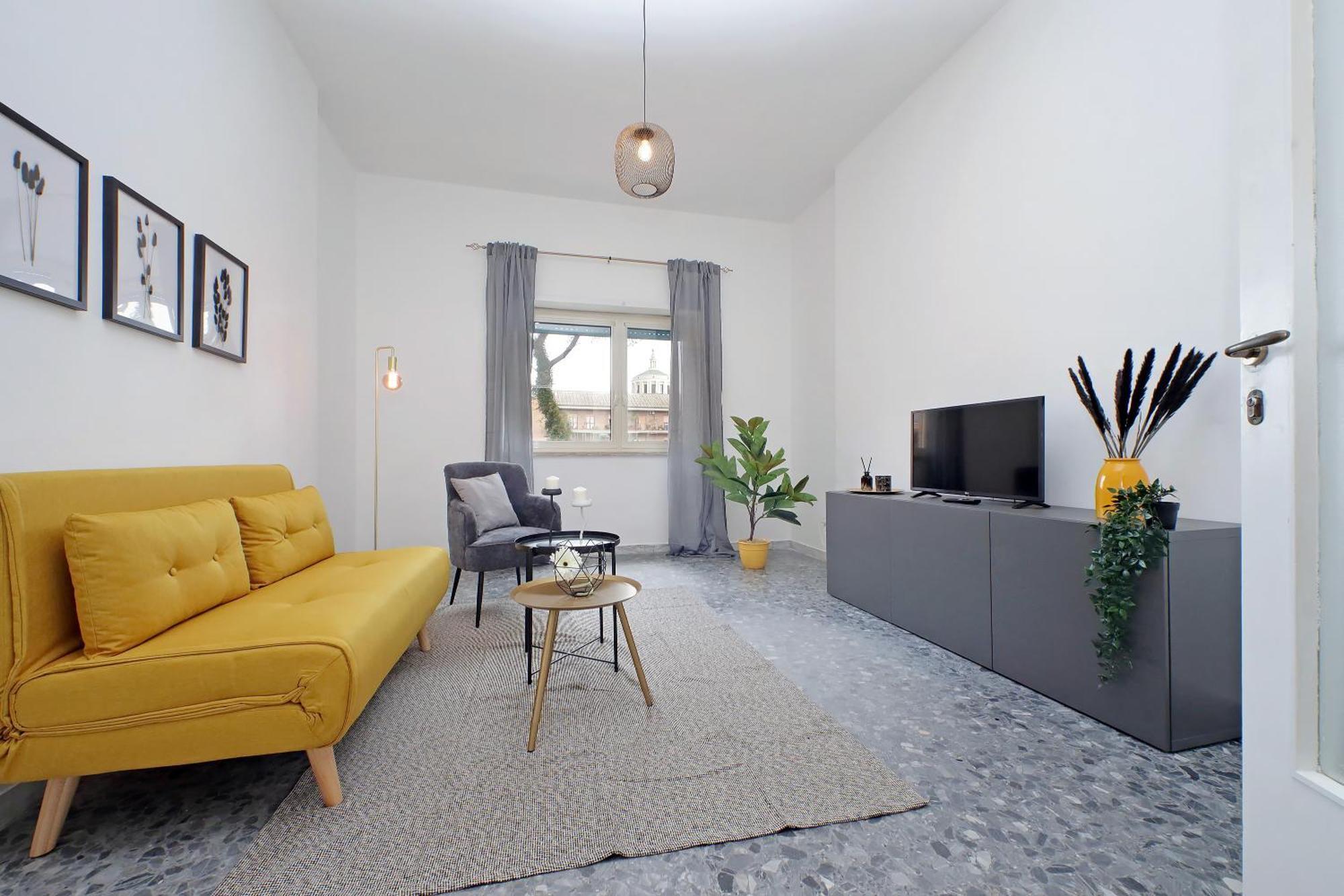 Carmen's Flat Roma